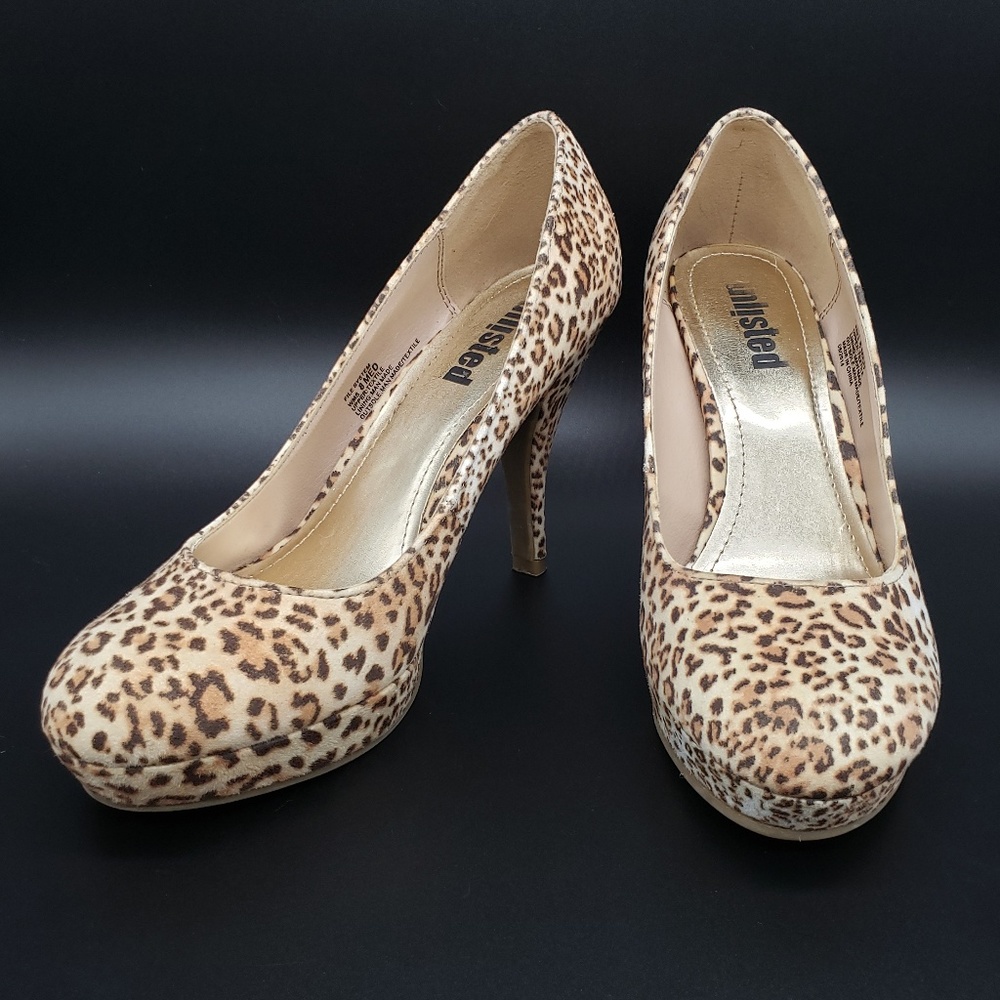 UNLISTED Leopard Print File System Platform Pumps